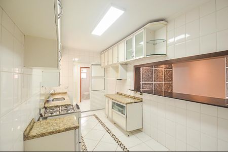 Apartamento à venda com 106m², 3 quartos e 2 vagas Apartamento à venda com 106m², 3 quartos e 2 vagasCozinha