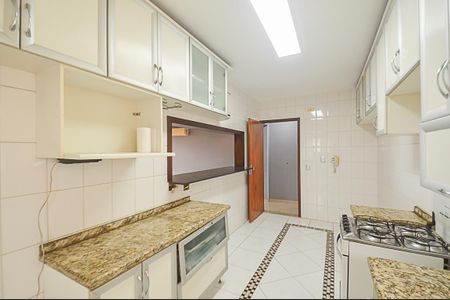Apartamento à venda com 106m², 3 quartos e 2 vagas Apartamento à venda com 106m², 3 quartos e 2 vagasCozinha