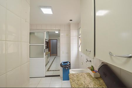 Apartamento à venda com 106m², 3 quartos e 2 vagas Apartamento à venda com 106m², 3 quartos e 2 vagasÁrea de Serviço