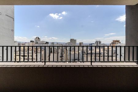 Apartamento para alugar com 37m², 1 quarto e 1 vaga Apartamento para alugar com 37m², 1 quarto e 1 vagaVaranda