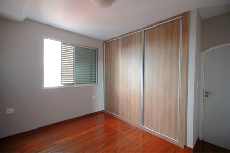 Apartamento à venda com 125m², 3 quartos e 3 vagasSuite