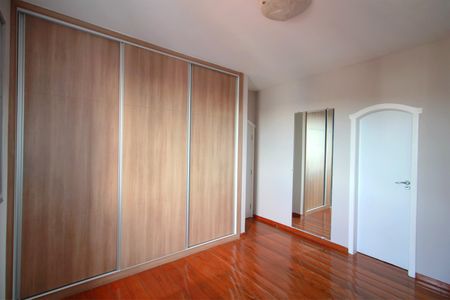 Apartamento à venda com 125m², 3 quartos e 3 vagasSuite