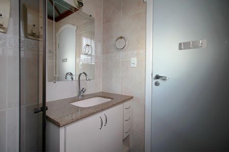 Apartamento à venda com 125m², 3 quartos e 3 vagasBanheiro da Suíte 2