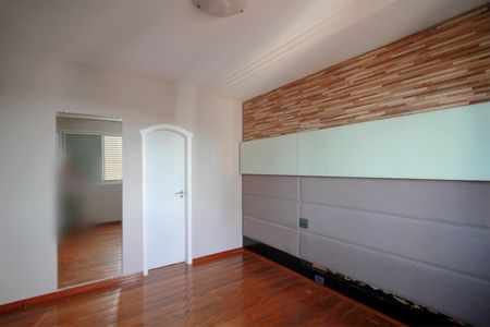 Apartamento à venda com 125m², 3 quartos e 3 vagasSuite