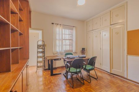 Casa à venda com 600m², 4 quartos e 1 vagaCasa 2 - Escritório