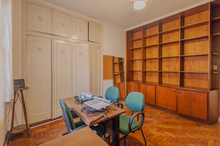 Casa à venda com 600m², 4 quartos e 1 vagaCasa 2 - Escritório