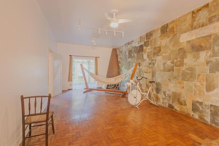 Casa à venda com 600m², 4 quartos e 1 vagaCasa 2 - Sala