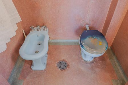 Casa à venda com 600m², 4 quartos e 1 vagaCasa 1 - Banheiro