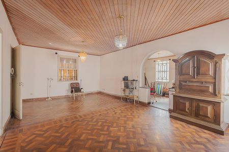 Casa à venda com 600m², 4 quartos e 1 vagaCasa 1 - Sala