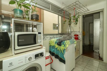 Apartamento à venda com 113m², 3 quartos e 1 vagaÁrea de Serviço