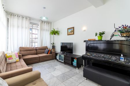 Casa à venda com 190m², 3 quartos e 1 vaga Casa à venda com 190m², 3 quartos e 1 vagaSala de Estar