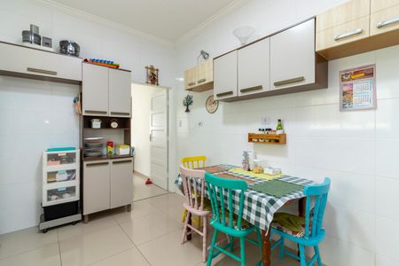 Casa à venda com 190m², 3 quartos e 1 vaga Casa à venda com 190m², 3 quartos e 1 vagaCozinha