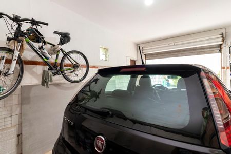 Casa à venda com 190m², 3 quartos e 1 vaga Casa à venda com 190m², 3 quartos e 1 vagaGaragem