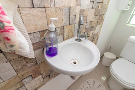 Casa à venda com 190m², 3 quartos e 1 vaga Casa à venda com 190m², 3 quartos e 1 vagaLavabo