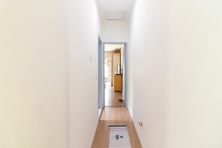 Casa à venda com 190m², 3 quartos e 1 vaga Casa à venda com 190m², 3 quartos e 1 vagaCorredor dos Quartos