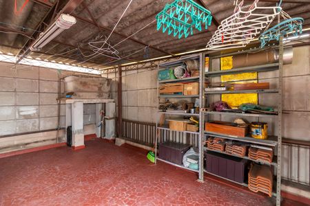 Casa à venda com 190m², 3 quartos e 1 vaga Casa à venda com 190m², 3 quartos e 1 vagaCobertura