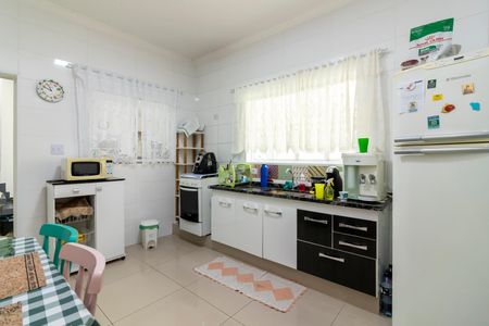 Casa à venda com 190m², 3 quartos e 1 vaga Casa à venda com 190m², 3 quartos e 1 vagaCozinha