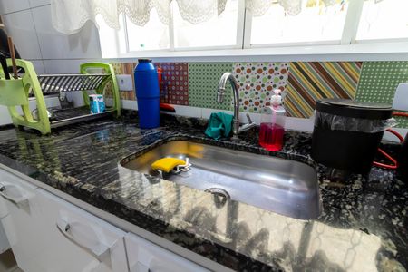 Casa à venda com 190m², 3 quartos e 1 vaga Casa à venda com 190m², 3 quartos e 1 vagaCozinha