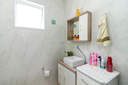 Casa à venda com 190m², 3 quartos e 1 vaga Casa à venda com 190m², 3 quartos e 1 vagaBanheiro da Suíte 1