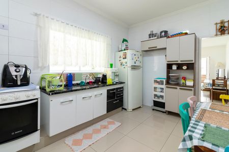 Casa à venda com 190m², 3 quartos e 1 vaga Casa à venda com 190m², 3 quartos e 1 vagaCozinha