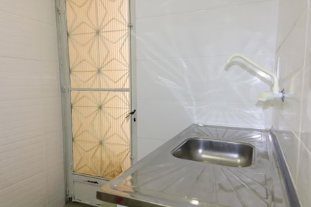 Casa à venda com 183m², 2 quartos e sem vaga Casa à venda com 183m², 2 quartos e sem vagaCozinha