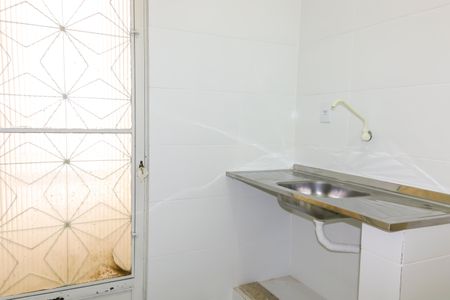 Casa à venda com 183m², 2 quartos e sem vaga Casa à venda com 183m², 2 quartos e sem vagaCozinha