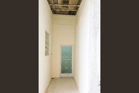 Casa à venda com 183m², 2 quartos e sem vaga Casa à venda com 183m², 2 quartos e sem vagaQuintal