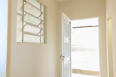 Casa à venda com 183m², 2 quartos e sem vaga Casa à venda com 183m², 2 quartos e sem vagaCorredor