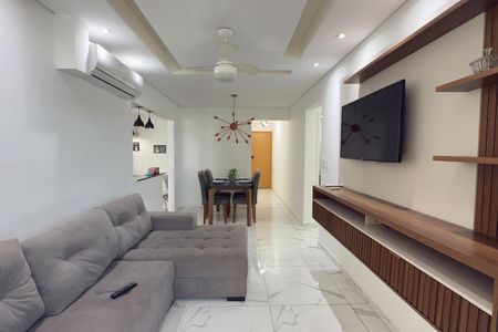 Apartamento para alugar com 75m², 2 quartos e 1 vagaSala