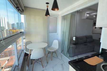 Apartamento para alugar com 75m², 2 quartos e 1 vagaSacada