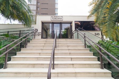 Apartamento à venda com 213m², 3 quartos e 4 vagasFachada