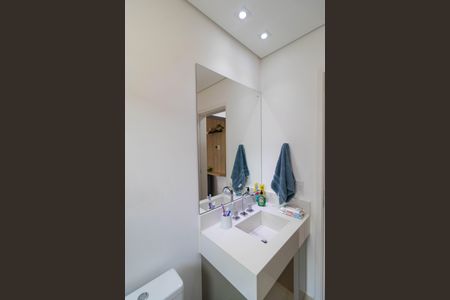 Apartamento à venda com 213m², 3 quartos e 4 vagasBanheiro da Suíte 03