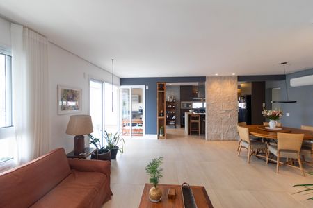 Apartamento à venda com 213m², 3 quartos e 4 vagasSala