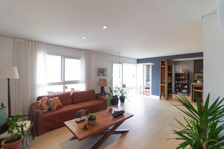 Apartamento à venda com 213m², 3 quartos e 4 vagasSala