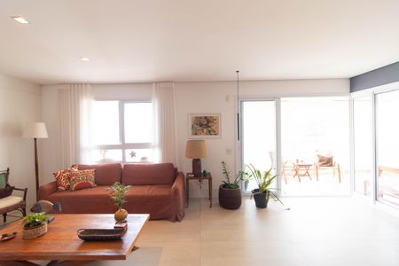 Apartamento à venda com 213m², 3 quartos e 4 vagasSala