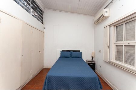 Casa à venda com 279m², 3 quartos e sem vaga Casa à venda com 279m², 3 quartos e sem vagaSuíte