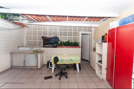 Casa à venda com 279m², 3 quartos e sem vaga Casa à venda com 279m², 3 quartos e sem vagaQuintal