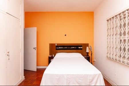 Casa à venda com 279m², 3 quartos e sem vaga Casa à venda com 279m², 3 quartos e sem vagaQuarto 1