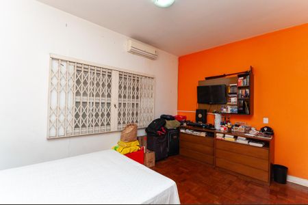 Casa à venda com 279m², 3 quartos e sem vaga Casa à venda com 279m², 3 quartos e sem vagaQuarto 1