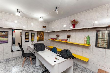 Casa à venda com 279m², 3 quartos e sem vaga Casa à venda com 279m², 3 quartos e sem vagaGaragem