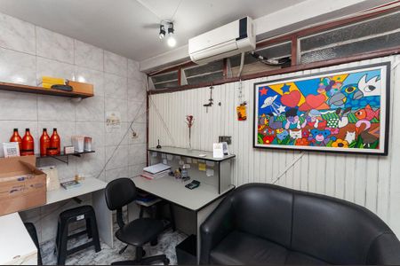 Casa à venda com 279m², 3 quartos e sem vaga Casa à venda com 279m², 3 quartos e sem vagaGaragem