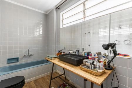 Apartamento à venda com 237m², 3 quartos e 1 vagaBanheiro 2