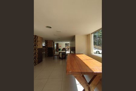 Apartamento para alugar com 51m², 2 quartos e 1 vaga Apartamento para alugar com 51m², 2 quartos e 1 vagaÁrea comum - Salão de festas