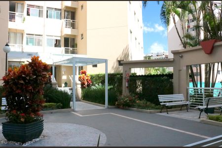 Apartamento para alugar com 50m², 2 quartos e 1 vagaÁrea comum - pátio