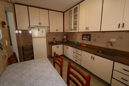 Apartamento para alugar com 90m², 2 quartos e 1 vagaCozinha