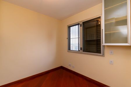Apartamento à venda com 57m², 2 quartos e 1 vagaQuarto 2