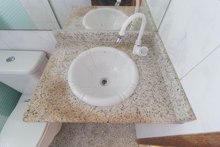 Apartamento à venda com 50m², 2 quartos e 1 vaga Apartamento à venda com 50m², 2 quartos e 1 vagaDetalhe - Banheiro