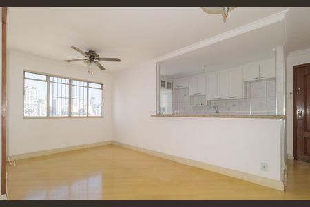 Apartamento à venda com 50m², 2 quartos e 1 vaga Apartamento à venda com 50m², 2 quartos e 1 vagaSala