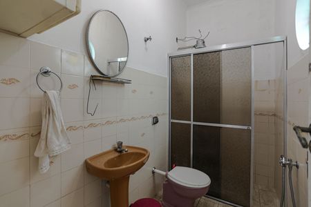 Casa para alugar com 395m², 3 quartos e 5 vagasEdícula - Banheiro