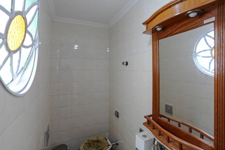 Casa para alugar com 395m², 3 quartos e 5 vagasBanheiro